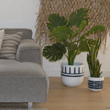 REIGN POT FRENCH NAVY | PLANTER