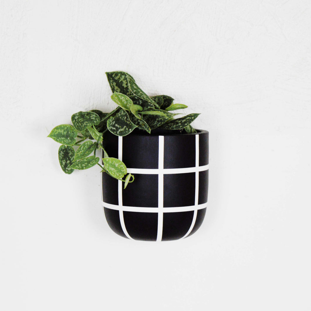 GRID TALL WALL PLANTER | POT